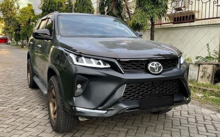 FORTUNER to LEGENDER conversion kit